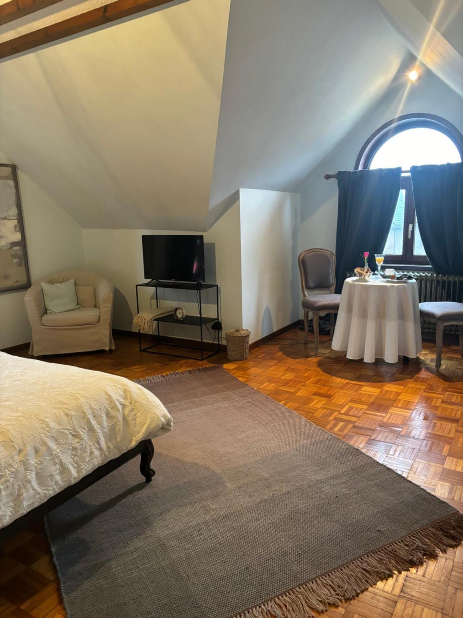 Sophia Rooms 14 Maasmechelen Luaran gambar